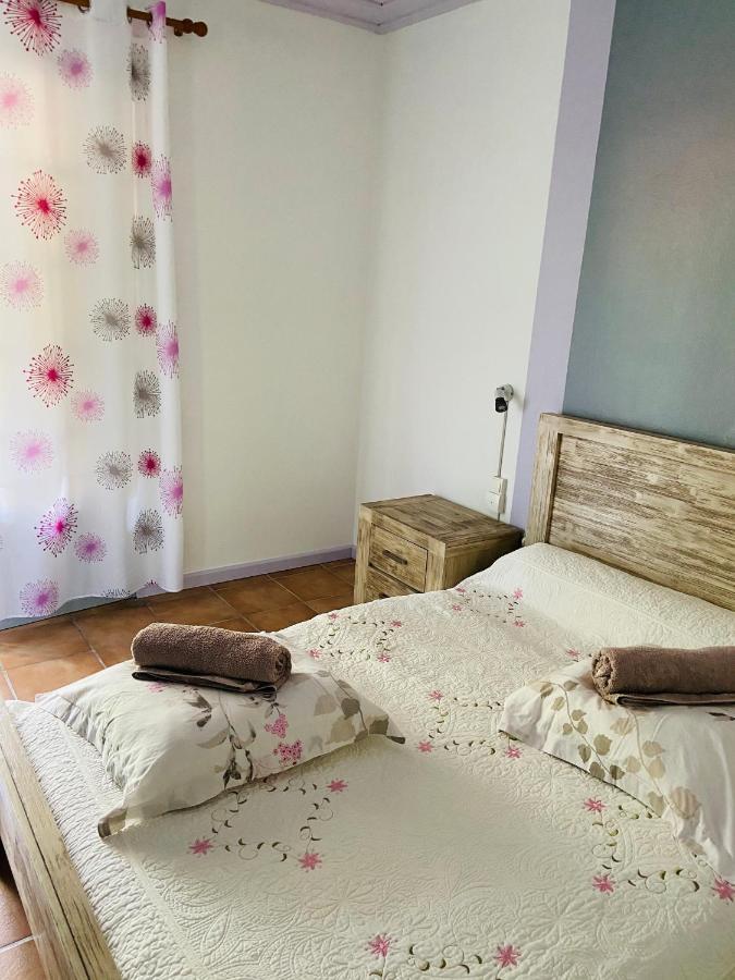 Chambres D'Hotes L'Orchidee Rose ซาลาซี ภายนอก รูปภาพ